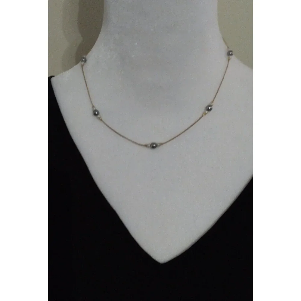 Vintage Avon Lot of 3 (2 Gold Toned Necklaces and a Bracelet)